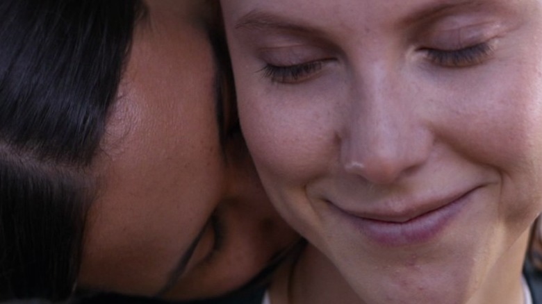 Thelma and Anja kiss
