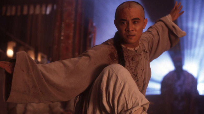Wong Fei-hung (Donnie Yen) strikes a fighting pose in Once Upon a Time in China II