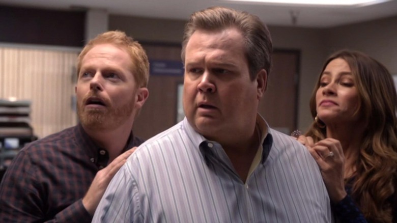 Jesse Tyler Fergusson, Eric Stonestreet, and Sofia Vergara as Mitchell, Cam, and Gloria in a hospital on Modern Family