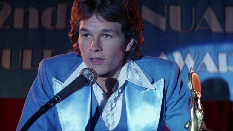 Dirk Diggler (Mark Wahlberg) accepts an award in Boogie Nights