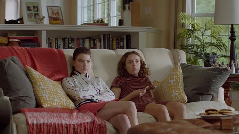 Anya Taylor-Joy and Olivia Cooke as Lily and Amanda in Thoroughbreds