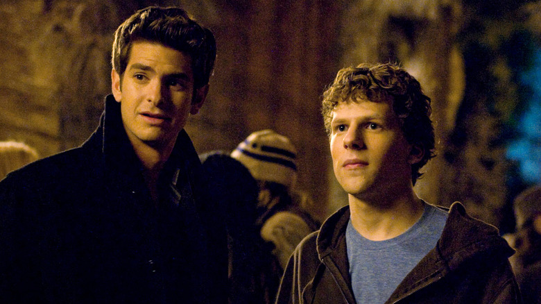 Andrew Garfield and Jesse Eisenberg as Eduardo Saverin and Mark Zuckerberg at Harvard in The Social Network