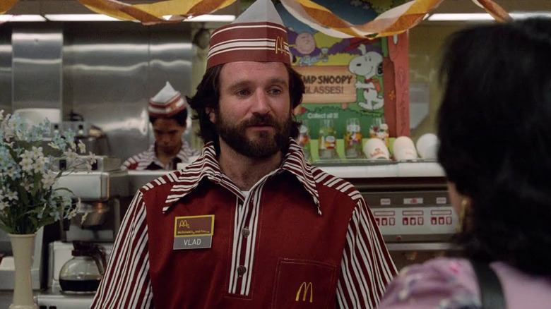 Vladimir Ivanov (Robin Williams) works at a McDonald's in Moscow on the Hudson