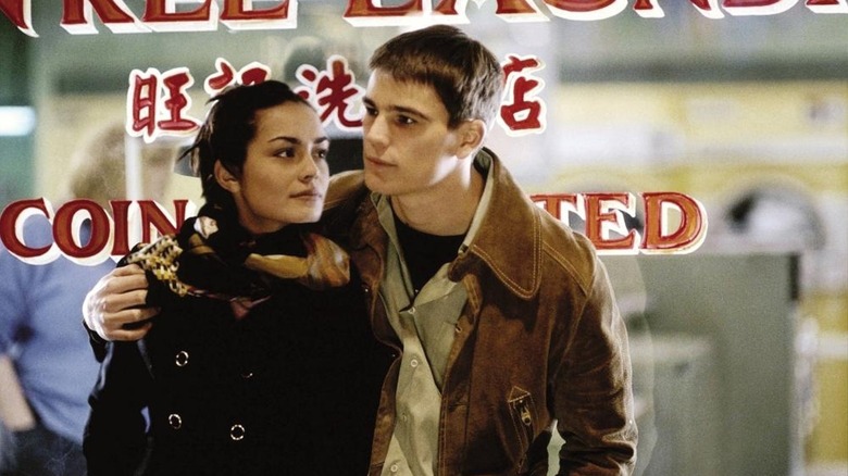 Shannyn Sossamon and Josh Hartnett as Erica and Matt in 40 Days and 40 Nights