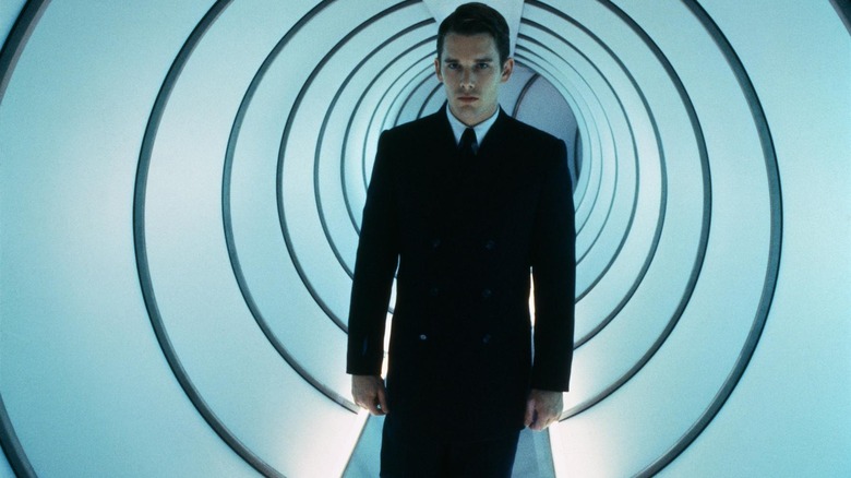 Ethan Hawke as Vincent, tricking a DNA scanner in Gattaca