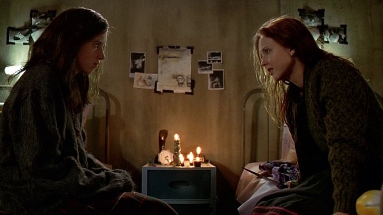 "Ginger Snaps" sisters bedroom
