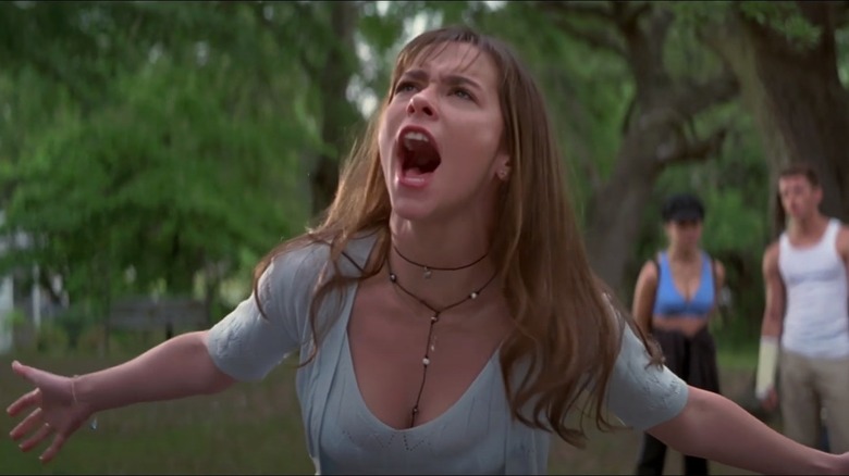 Jennifer Love Hewitt screams