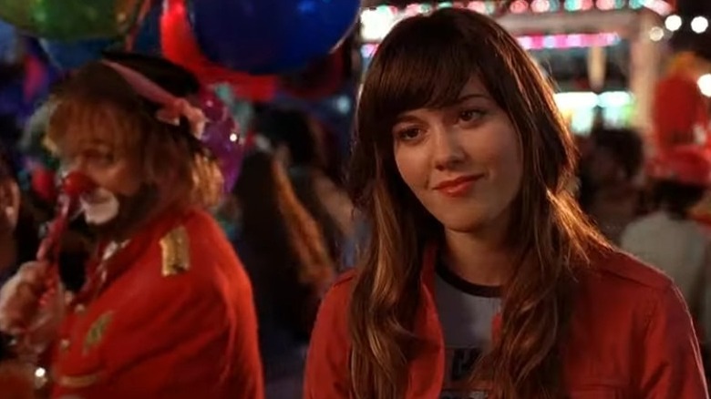Mary Elizabeth Winstead carnival clown