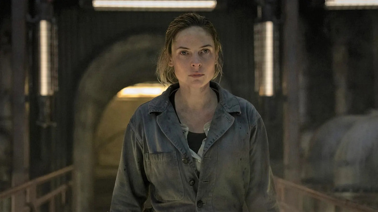 Juliette Nichols (Rebecca Ferguson) stands ready in an engineering room in Silo