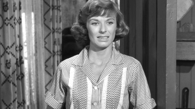 Mrs. Fremont (Cloris Leachman) grimacing on The Twilight Zone