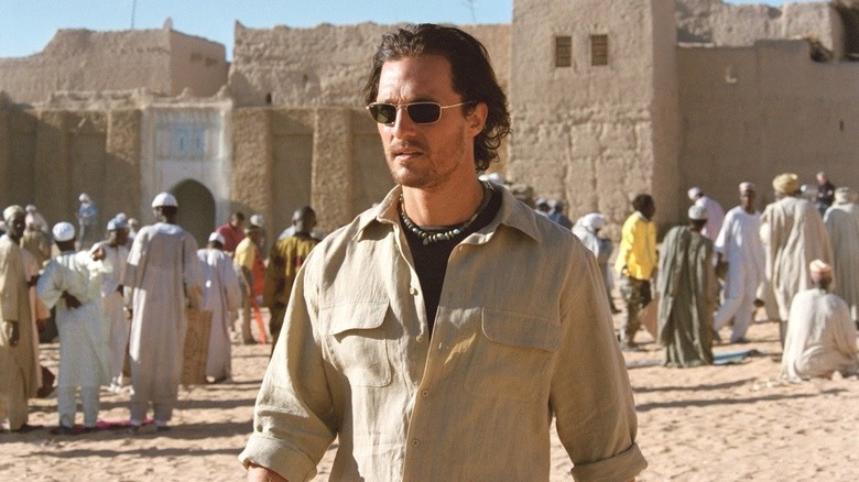 Dirk Pitt (Matthew McConaughey) in the desert in Sahara