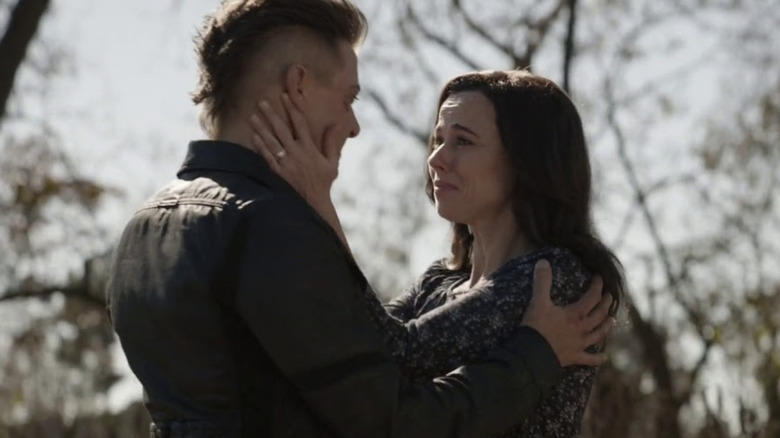 Jeremy Renner as Clint Barton/Hawkeye and Linda Cardellini as Laura Barton reuniting in Avengers; Endgame
