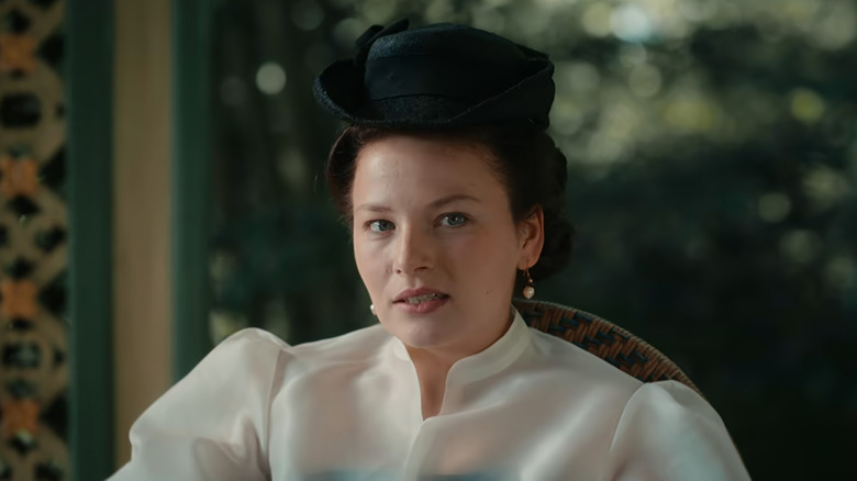 Sisi (Devrim Lingnau) unhappy in The Empress