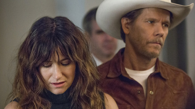 Chris Kraus (Kathryn Hahn) stares down while standing in front of Dick (Kevin Bacon) in I Love Dick