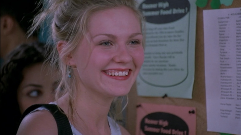 Kelly (Kirsten Dunst) smiles in Get Over It