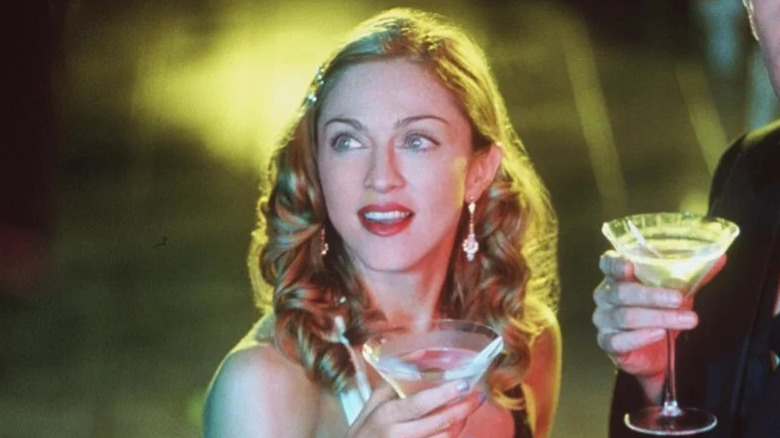 Madonna as Abbie holding a martini in The Next Best Thing
