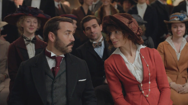Henry (Jeremy Piven) and Rose (Frances O'Connor) exchange a look in Mr. Selfridge