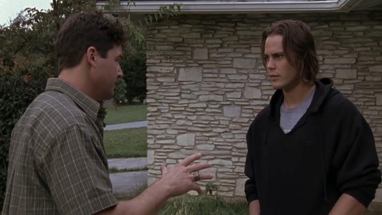 Coach Taylor (Kyle Chandler) apologizing to Tim Riggins (Taylor Kitsch) in Friday Night Lights