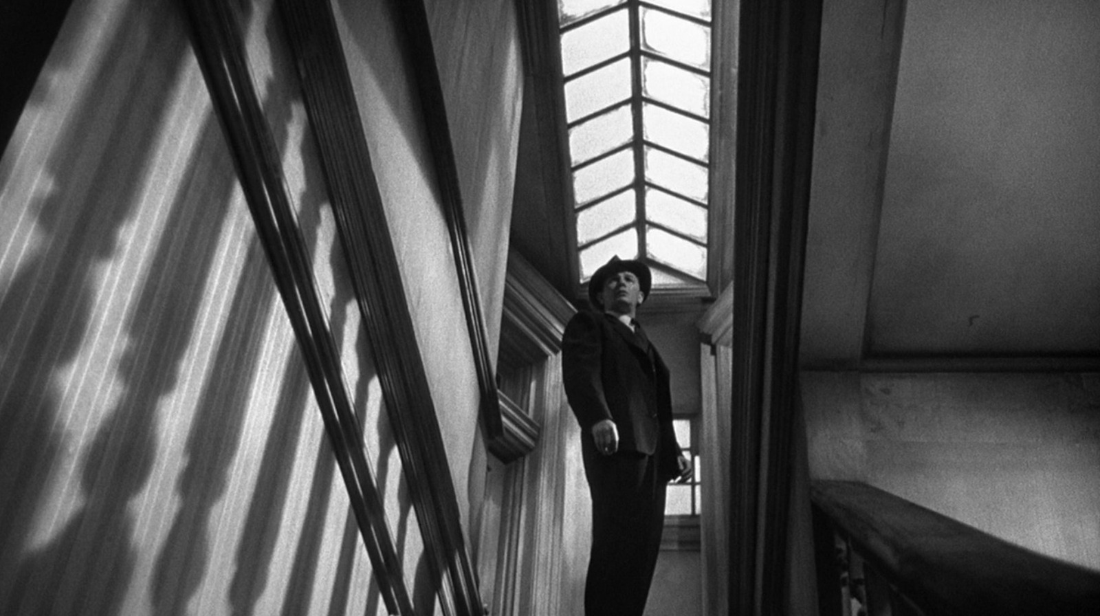 What is Film Noir? A Brief History with Examples from Cinema, film noir