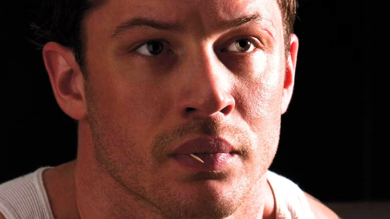 Tommy Conlon with a toothpick in Warrior (2011)