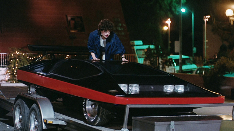Linda Hamilton stealing a supercar