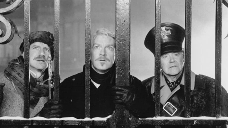 Jack Lemmon at castle gate