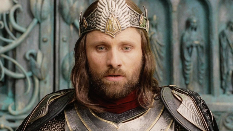 Return of the King Aragorn crowned 