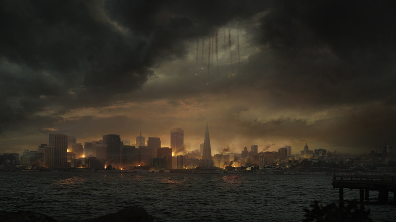 Godzilla 2014 halo jump scene