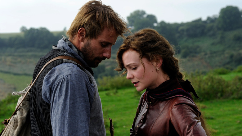 Gabriel and Bathsheba in a field in Far from the Madding Crowd (2015)