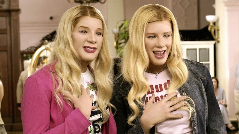 Marlon Wayans as Tiffany Wilson and Shawn Williams as Brittany Wilson pretending to be white women in White Chicks