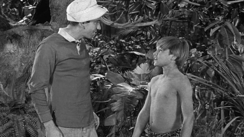 Bob Denver's Gilligan talking with Kurt Russell's Jungle Boy on Gilligan's Island