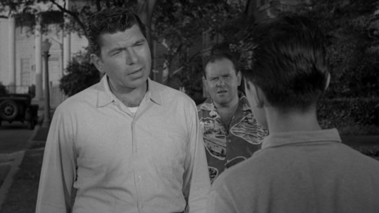 The neighbors of Maple Street argue in The Twilight Zone