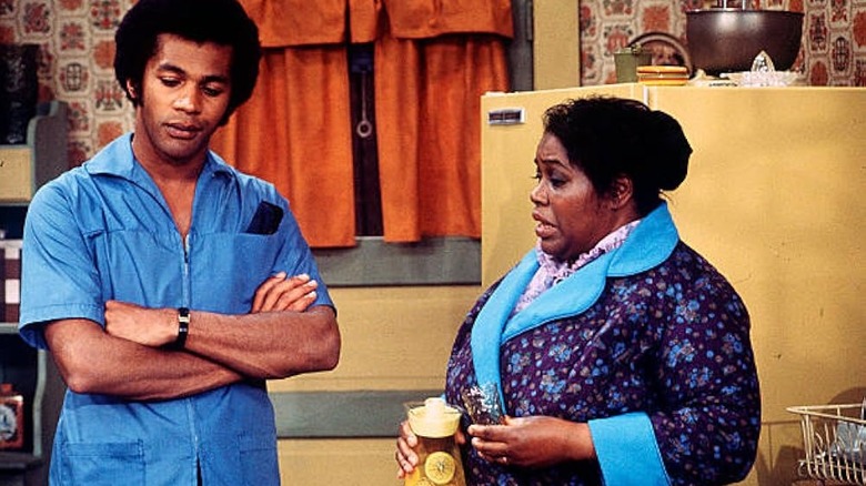Clifton and Mama arguing in the kitchen in That's My Mama