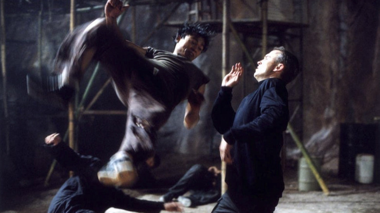 Tony Jaa spin-kicking fools in the face