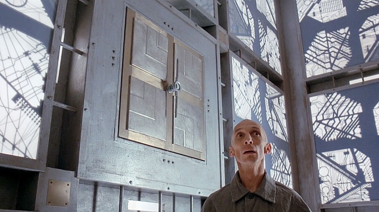 Julian Richings in Cube (1997)