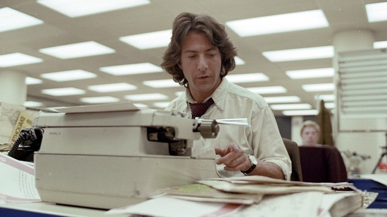 Carl Bernstein sitting at his typewriter in "All the President's Men"
