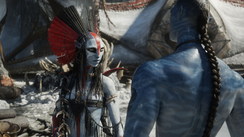 Oona Chaplin as Varang speaking with Stephen Lang as Quaritch in Avatar: Fire and Ash