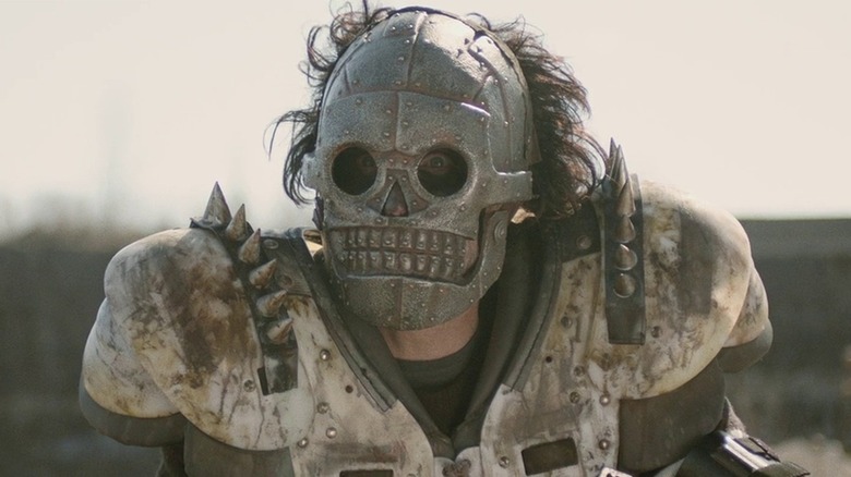 A close up of Edwin Wright as Skeletron in Turbo Kid