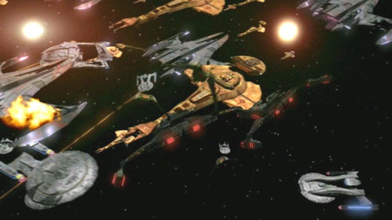 Star Trek: Deep Space Nine -- Federation and Klingon ships battling Dominion and Cardassian ships