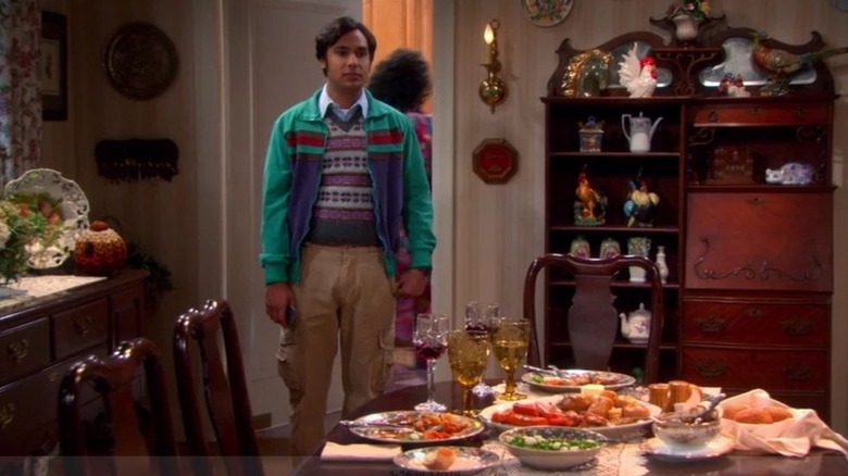 A glimpse of Mrs. Wolowitz behind Kunal Nayyar as Raj Koothrappali on The Big Bang Theory