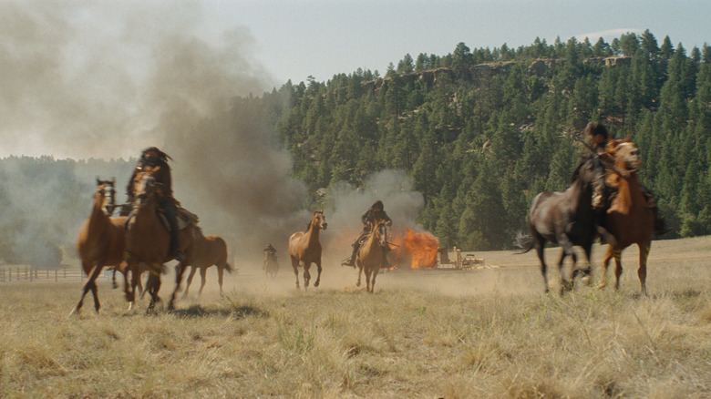 Hostiles horse battle
