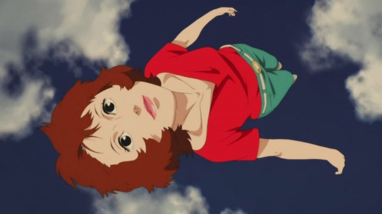 Paprika falls through the air