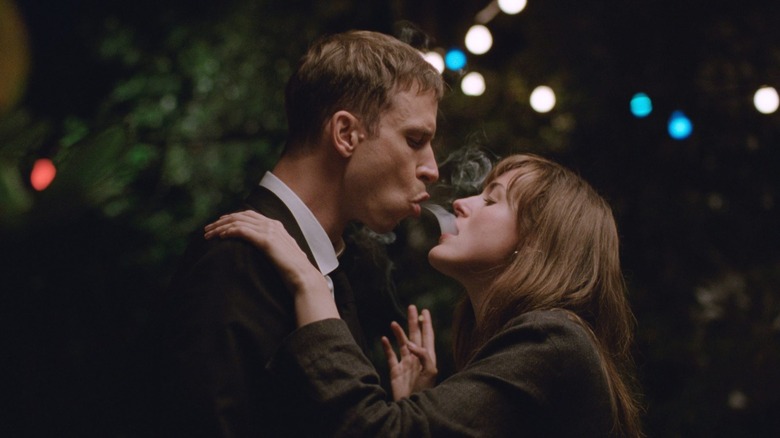 the worst person in the world movie smoking Renate Reinsve 2021