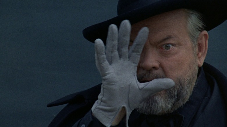 orson welles gloved hand