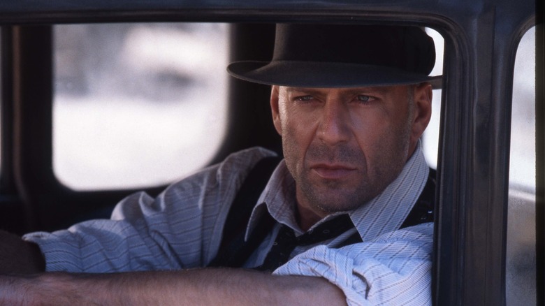 Bruce Willis as John Smith glaring in Last Mand Standing