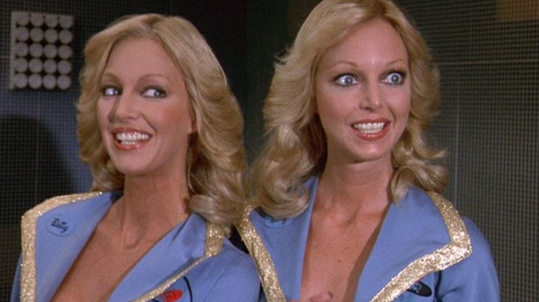 The Bettys, looking very happy, on Quark