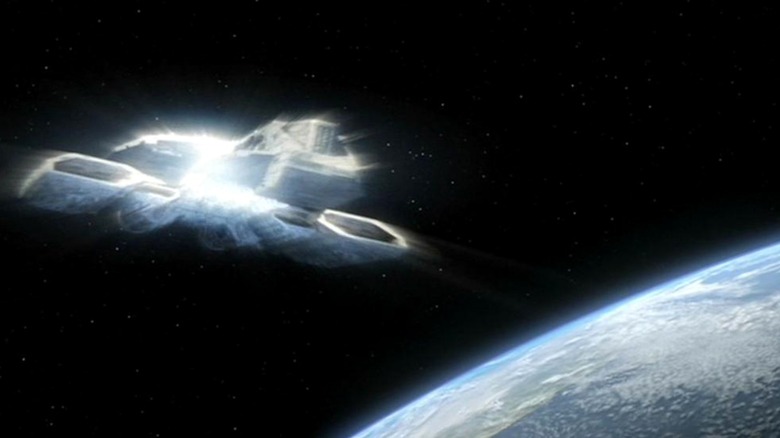 The alternate reality Daedalus randomly appears in space in Stargate Atlantis