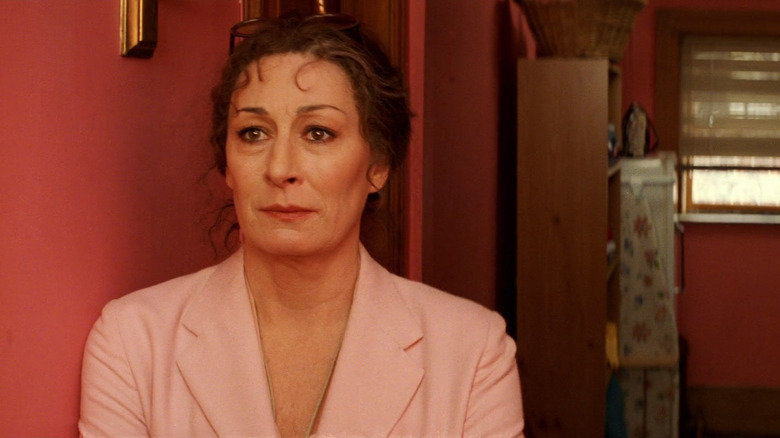 Anjelica Huston in The Royal Tenenbaums