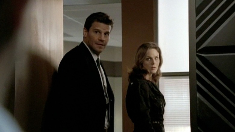 Temporada 2 Huesos Brennan y Booth 
