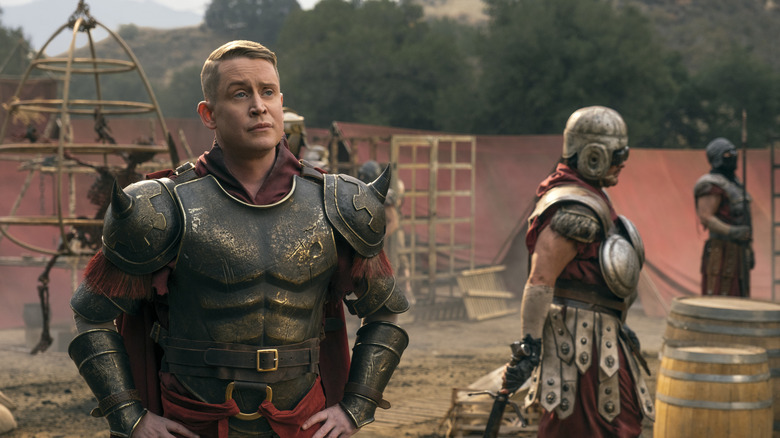 Macaulay Culkin's Lacerta Legate looking confident on Fallout